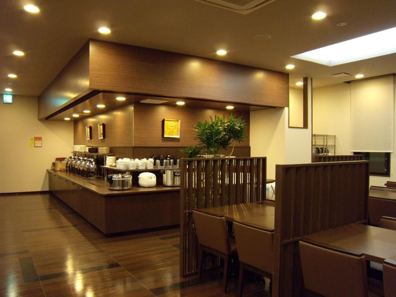 Hotel Route-Inn Tsuruoka Ekimae Bagian luar foto